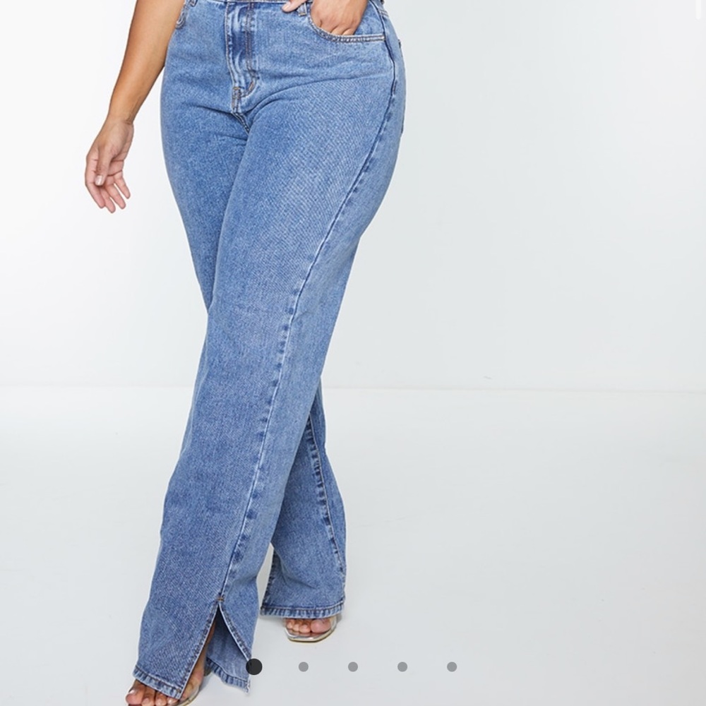 Plus Vintage Wash Split Hem Jeans